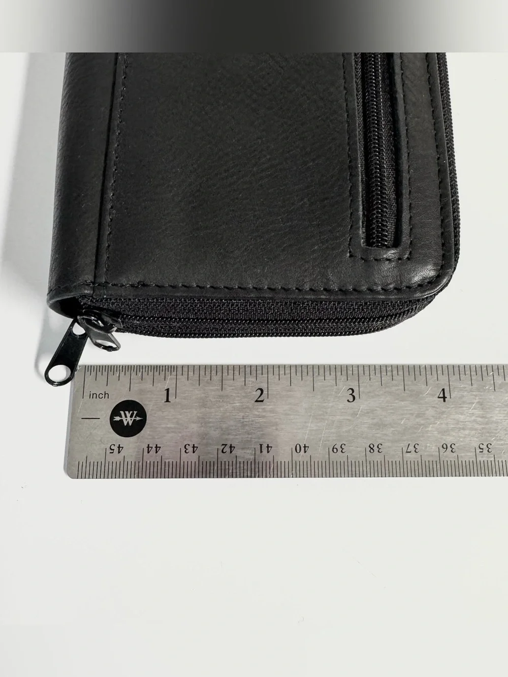 Multi-Pocket Leather Wallet for Women Black Pebbled EUC